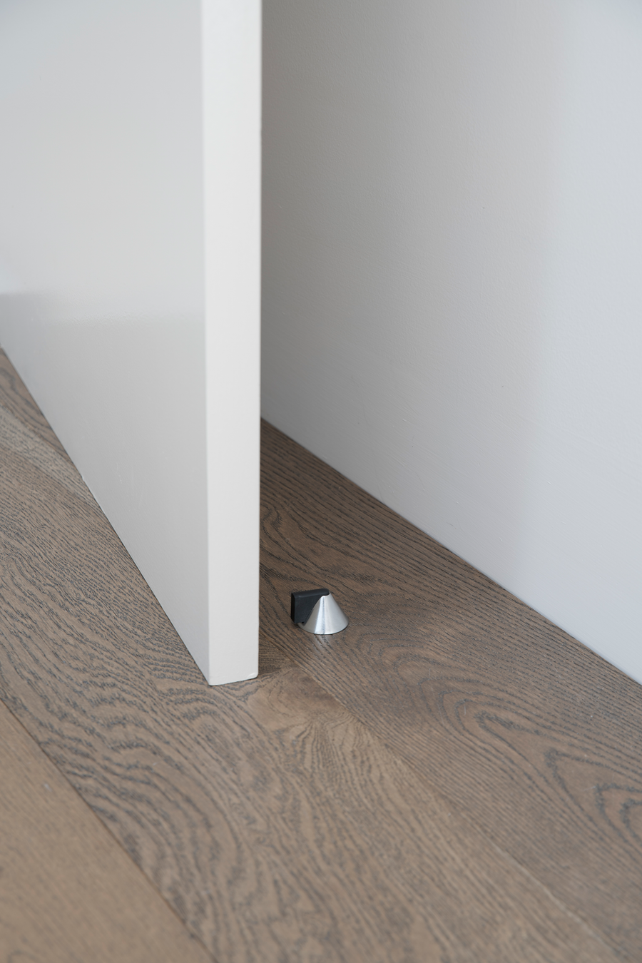 Strand Cabinet Handle: Sleek Stainless Steel Design – Linear Standard