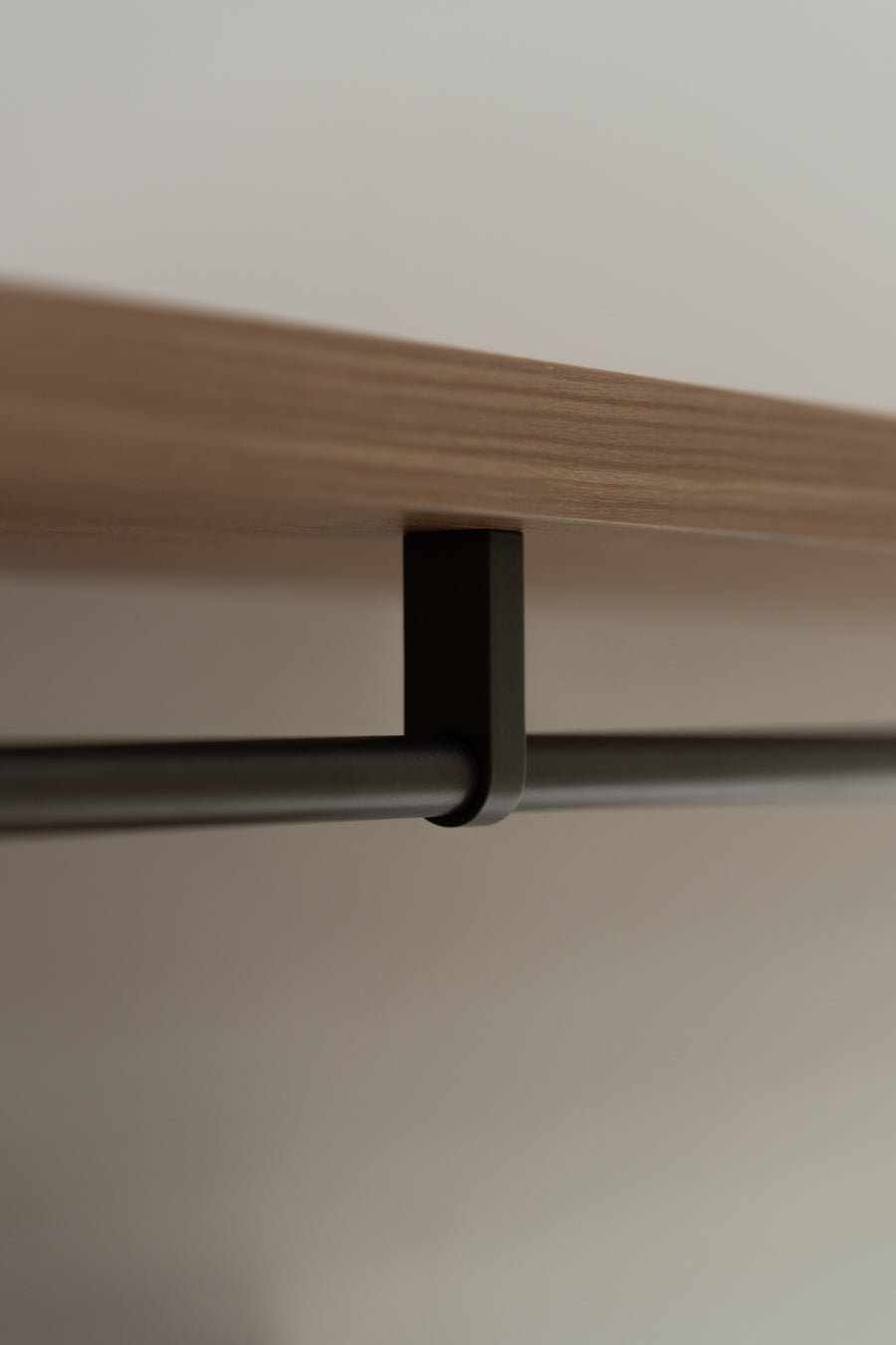 CJ Top-Fixed Centre Bracket
