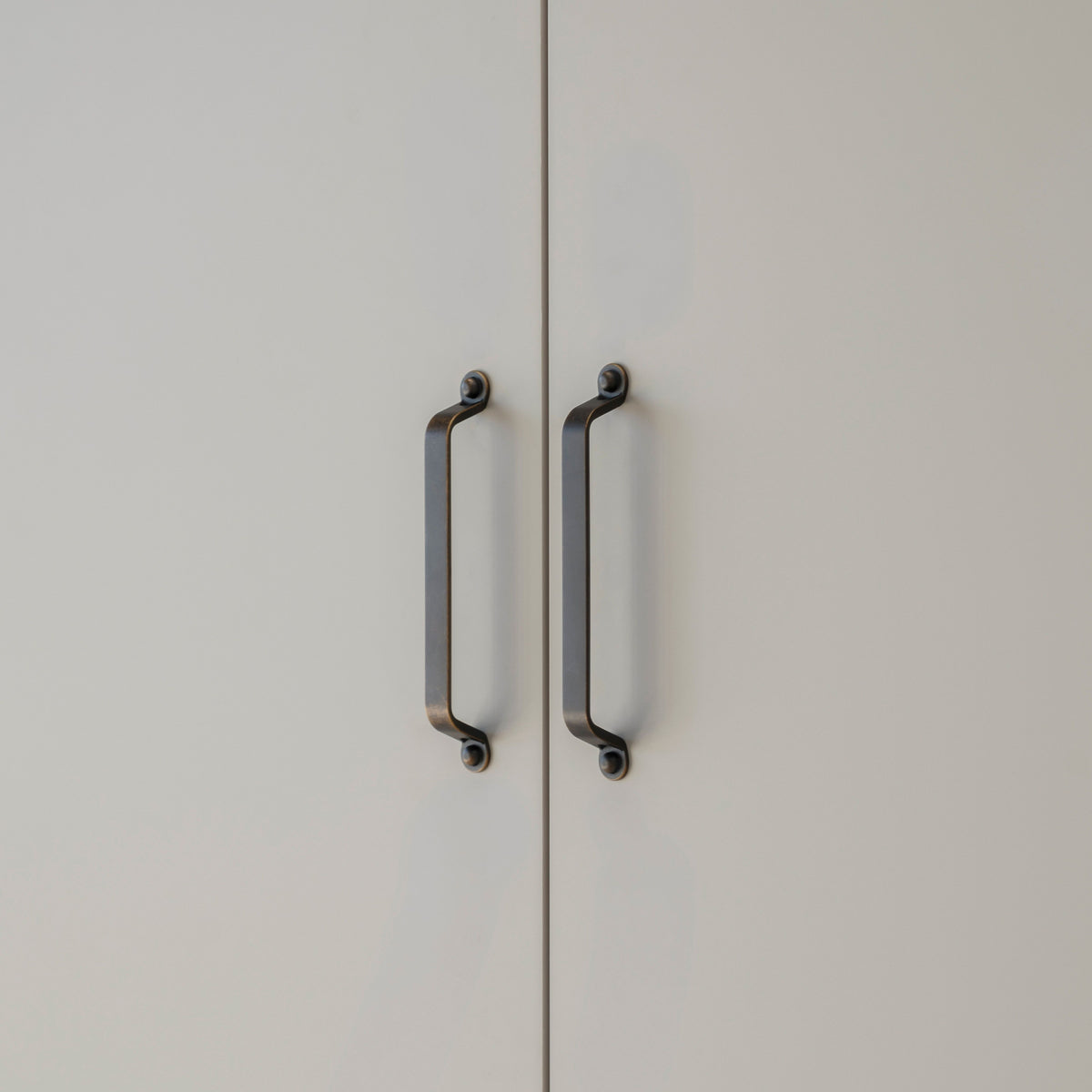 Button Handle: Classic Brass Cabinet Handles – Linear Standard