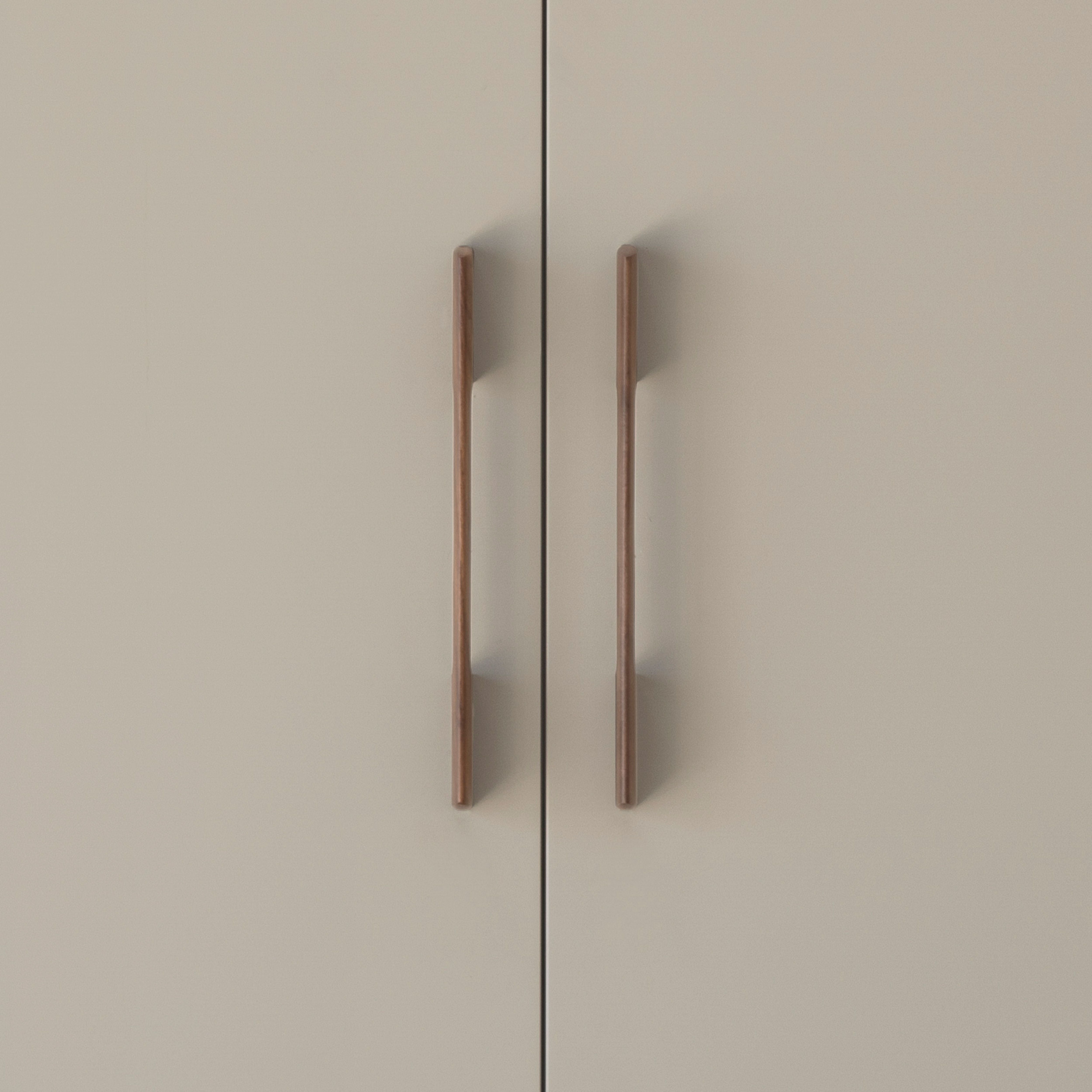 Tide Handle | Cabinetry Hardware | Core Collection – Linear Standard