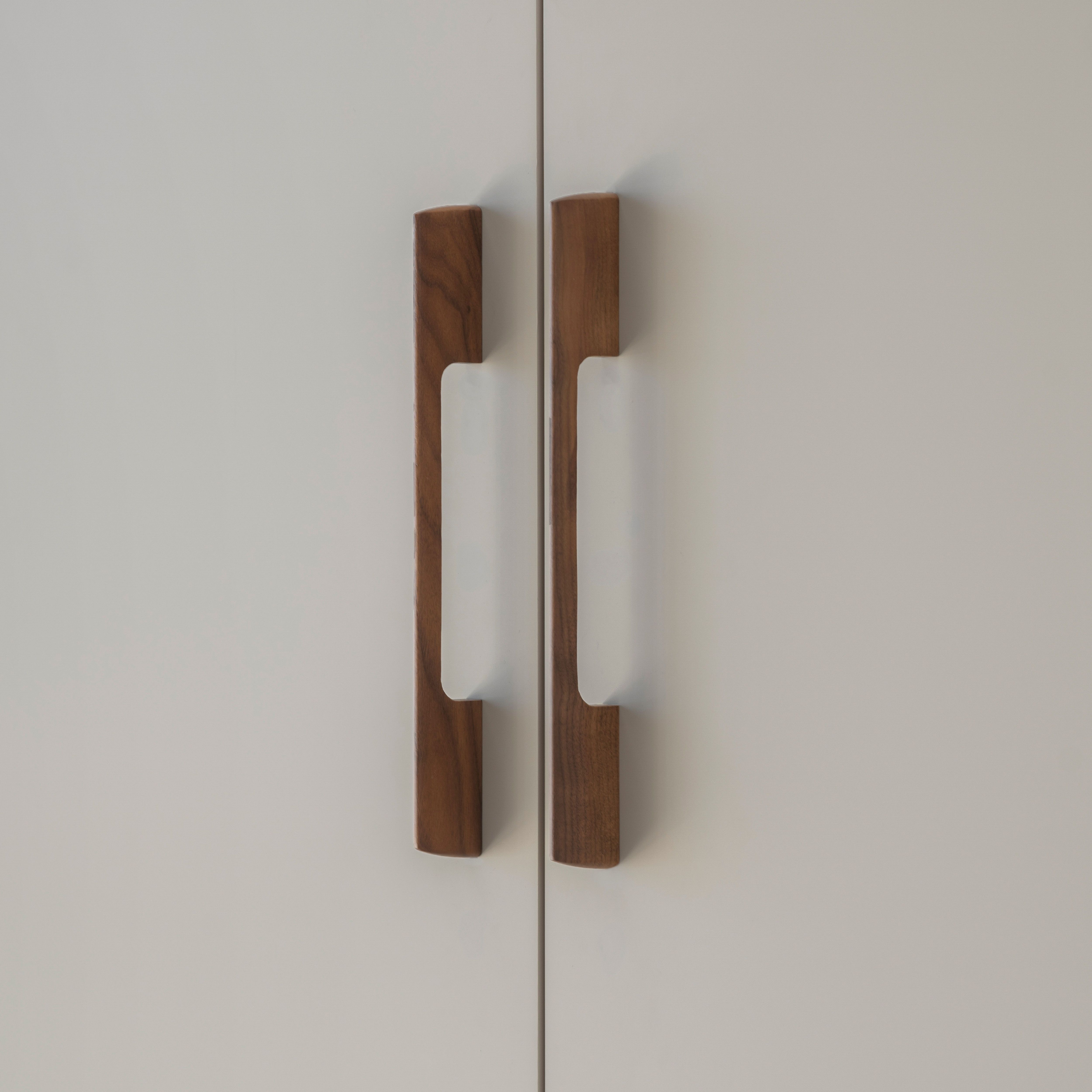 Tide Handle | Cabinetry Hardware | Core Collection – Linear Standard